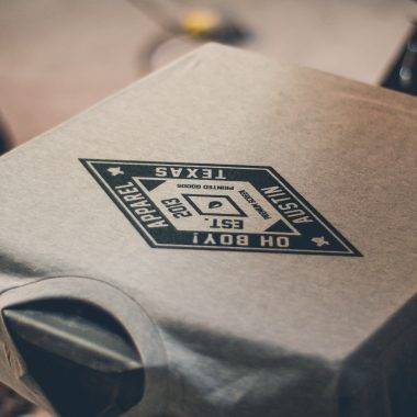 Advantages of Selecting Customized T-shirt Printing for Your Company